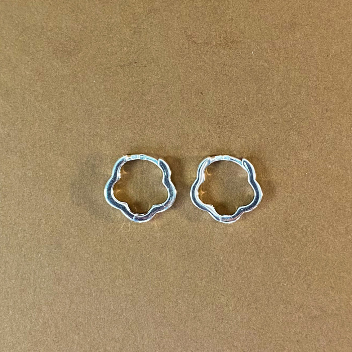 Click Flower Ring